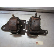 28B026 Motor Mounts Pair For 07-08 Ford Expedition  5.4